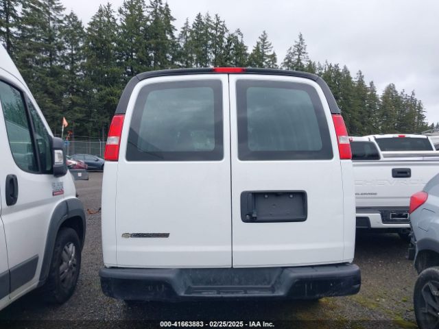1GCWGBFP8N1220980 Chevrolet Express Cargo Rwd 2500 Extended Wheelbase Wt