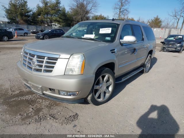 2008 CADILLAC ESCALADE ESV 1GYFK66818R153525 Photo 1