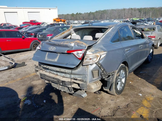 Hyundai SONATA SE 2015 5NPE24AF0FH001249 Image 4