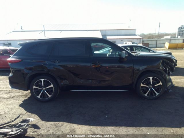 5TDJZRBHXMS148998 Toyota Highlander Xse
