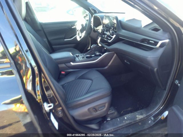 5TDJZRBHXMS148998 Toyota Highlander Xse