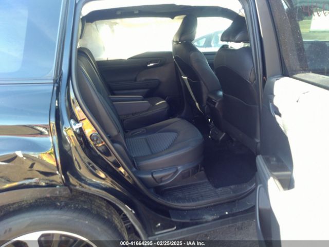 5TDJZRBHXMS148998 Toyota Highlander Xse