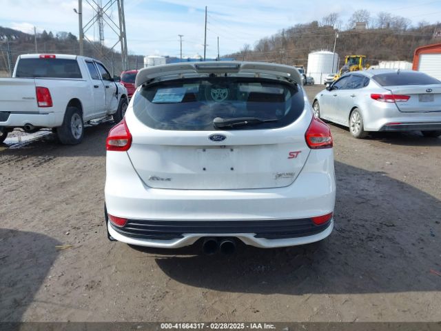 1FADP3L96GL237437 Ford FOCUS ST