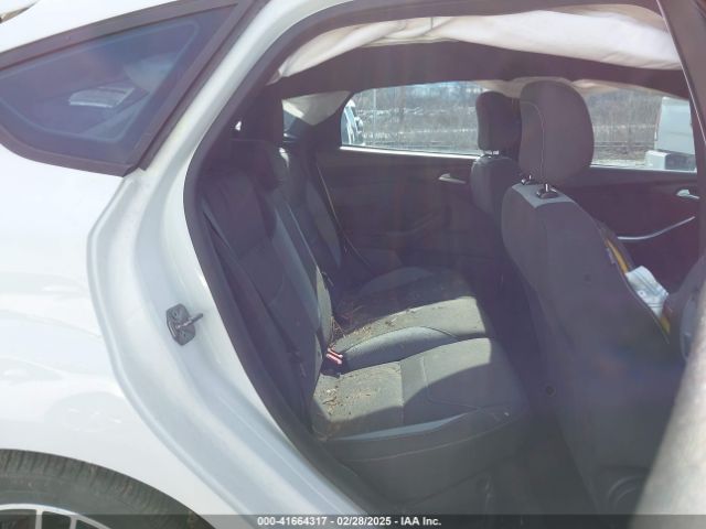 1FADP3L96GL237437 Ford FOCUS ST
