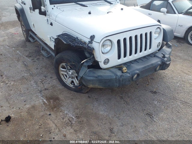 1C4BJWDG0GL335851 Jeep Wrangler