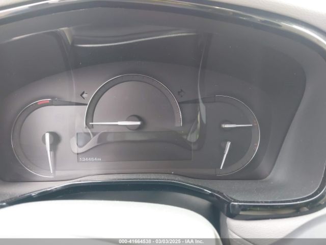 2017 CADILLAC XT5 1GYKNERS0HZ215035 Photo 6