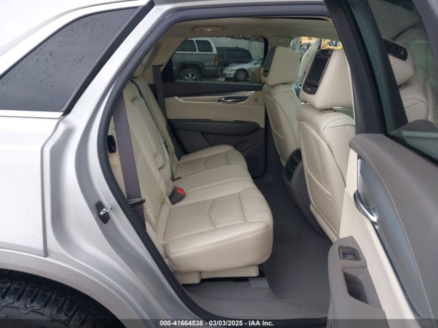 2017 CADILLAC XT5 1GYKNERS0HZ215035 Photo 7