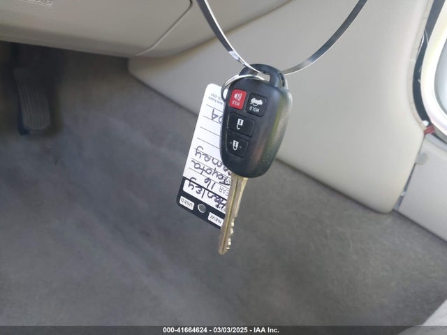 Toyota CAMRY LE 2016 4T4BF1FK3GR562792 Image 11