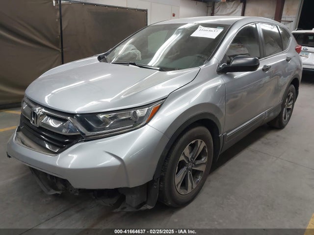 Honda CR-V LX 2017 7FARW5H37HE009877 Image 2