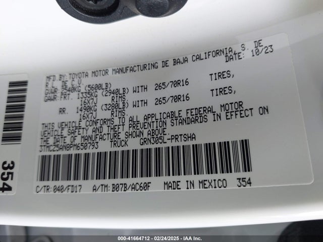 3TMCZ5AN8PM650793 Toyota Tacoma Trd Off Road