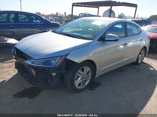 Hyundai ELANTRA SEL 2019 5NPD84LFXKH477039 Image 2