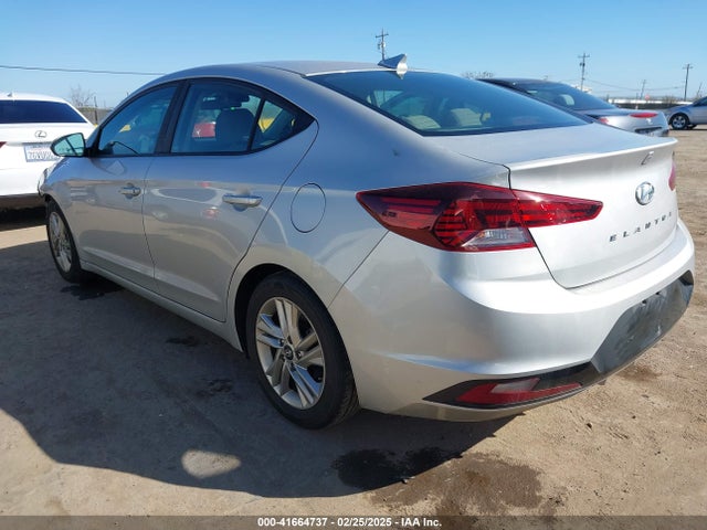 Hyundai ELANTRA SEL 2019 5NPD84LFXKH477039 Image 3