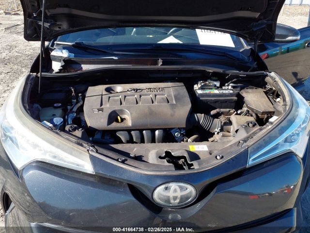 NMTKHMBX1JR014246 Toyota C-HR XLE