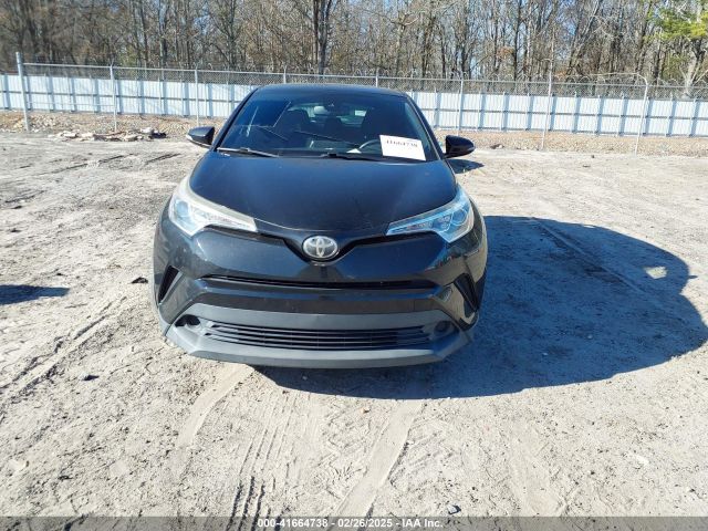 NMTKHMBX1JR014246 Toyota C-HR XLE
