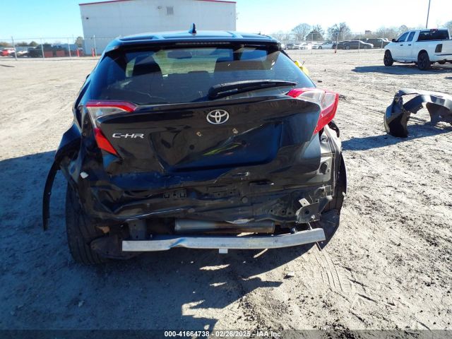 NMTKHMBX1JR014246 Toyota C-HR XLE
