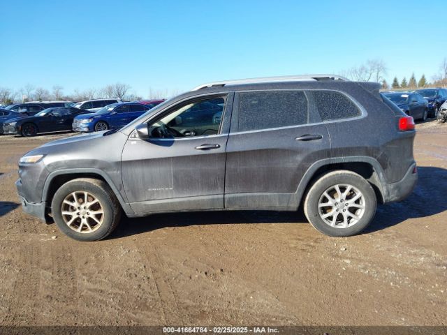 1C4PJMCB4FW546452 Jeep Cherokee Latitude