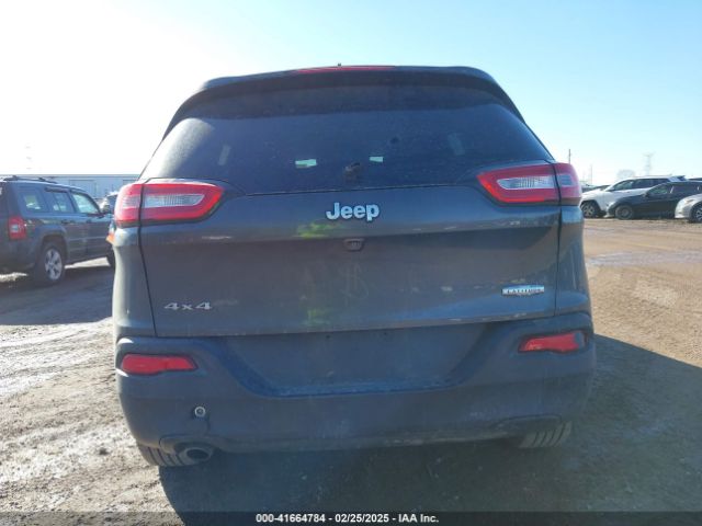 1C4PJMCB4FW546452 Jeep Cherokee Latitude
