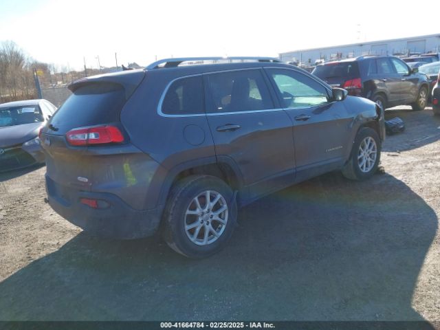 1C4PJMCB4FW546452 Jeep Cherokee Latitude