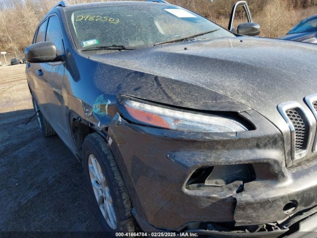 1C4PJMCB4FW546452 Jeep Cherokee Latitude