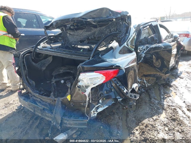 3FA6P0H7XHR404013 Ford FUSION SE