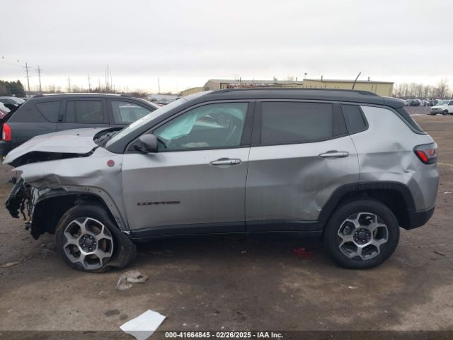 3C4NJDDB3NT128118 Jeep Compass Trailhawk 4x4