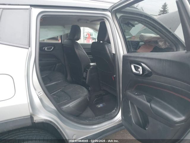 3C4NJDDB3NT128118 Jeep Compass Trailhawk 4x4