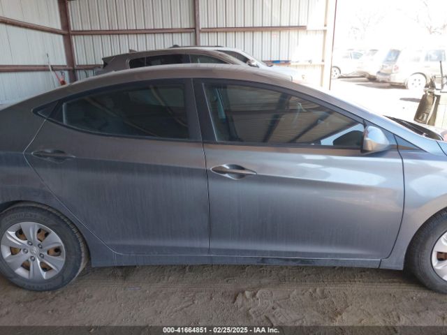KMHDH4AEXGU635141 Hyundai ELANTRA SE