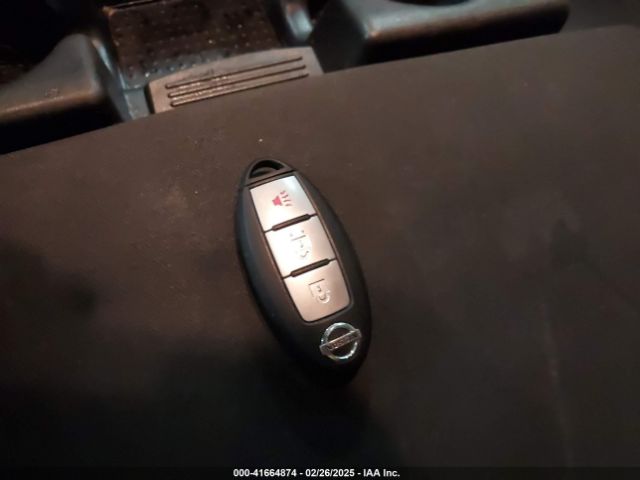 1N6BA1F3XHN552890 Nissan Titan Xd Sv Diesel