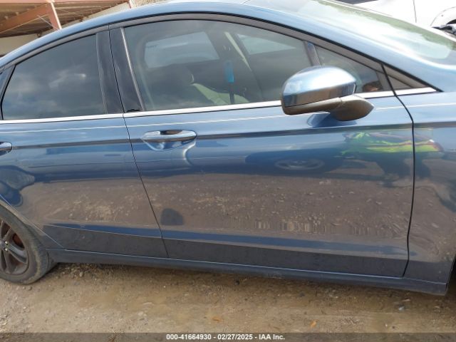 3FA6P0H79JR195109 Ford FUSION SE