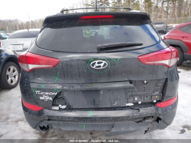 KM8J3CA47HU398533 Hyundai TUCSON SE
