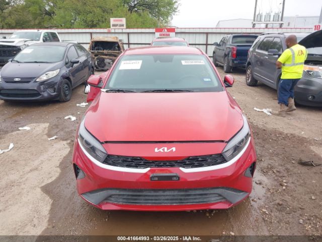 3KPF24AD7RE792858 KIA Forte Lxs
