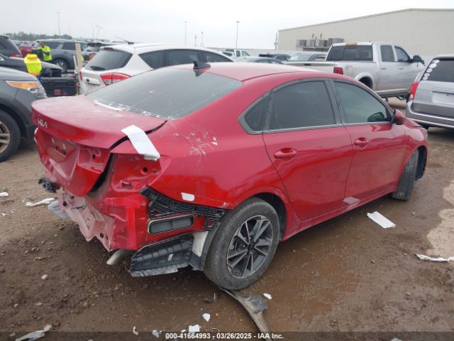 3KPF24AD7RE792858 KIA Forte Lxs