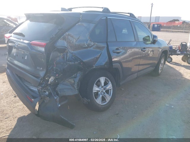 JTMW1RFV8LJ018579 Toyota Rav4 Xle