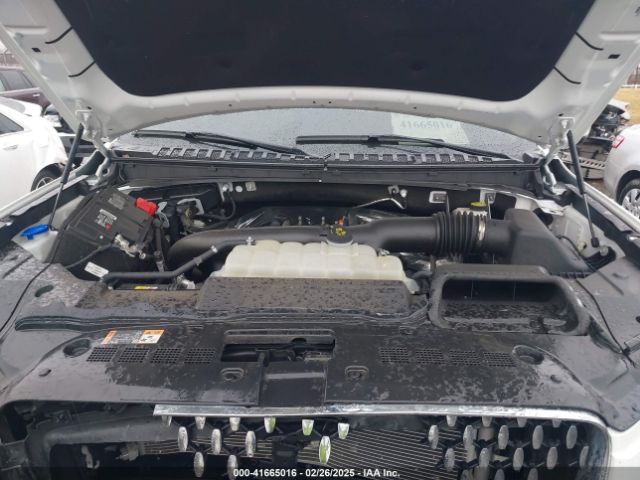 5LMJJ2TG5REL11907 Lincoln Navigator Black Label