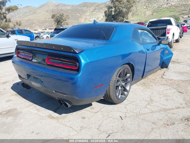 2C3CDZFJ2MH530739 Dodge Challenger R/t Scat Pack