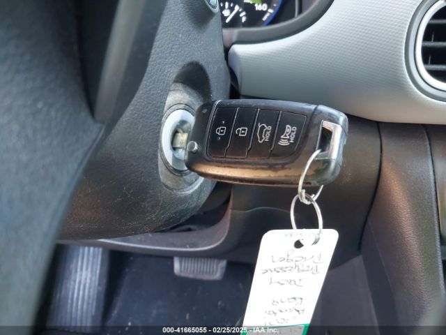KM8K12AA1MU705988 Hyundai Kona Se