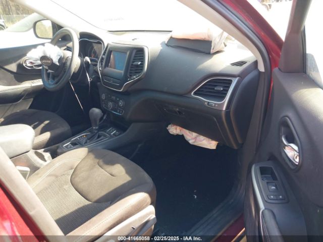 1C4PJLCB1KD406245 Jeep Cherokee Latitude Fwd
