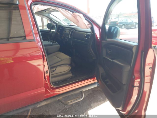 1N6AA1EK1JN528262 Nissan TITAN S