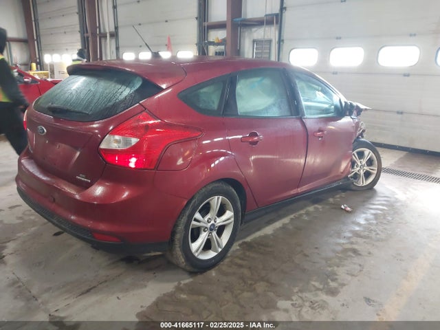 1FADP3K2XEL218116 Ford FOCUS SE