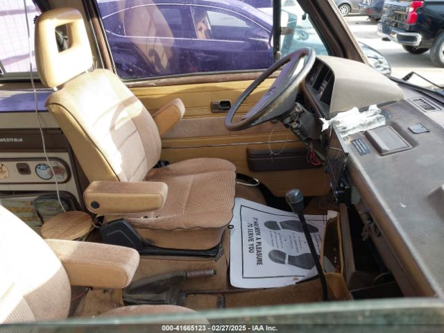 1985 VOLKSWAGEN VANAGON WV2ZB0257FH018601 Photo 4