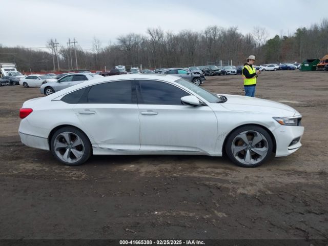 1HGCV1F97JA144152 Honda Accord Touring