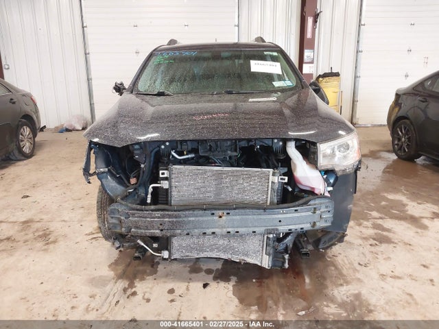 1GKKNSLS9KZ225913 GMC Acadia Sle-2