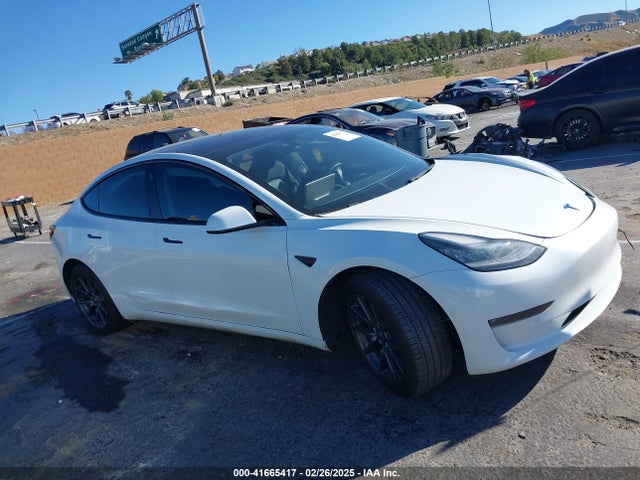5YJ3E1EB9JF088774 Tesla Model 3 Long Range/performance