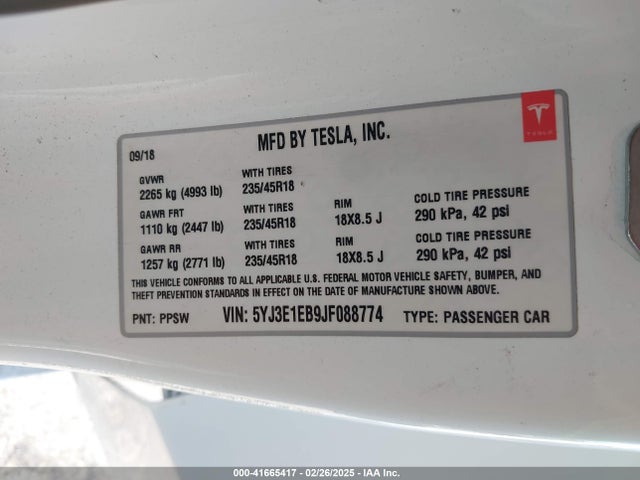 2018 TESLA MODEL 3 5YJ3E1EB9JF088774 Photo 8