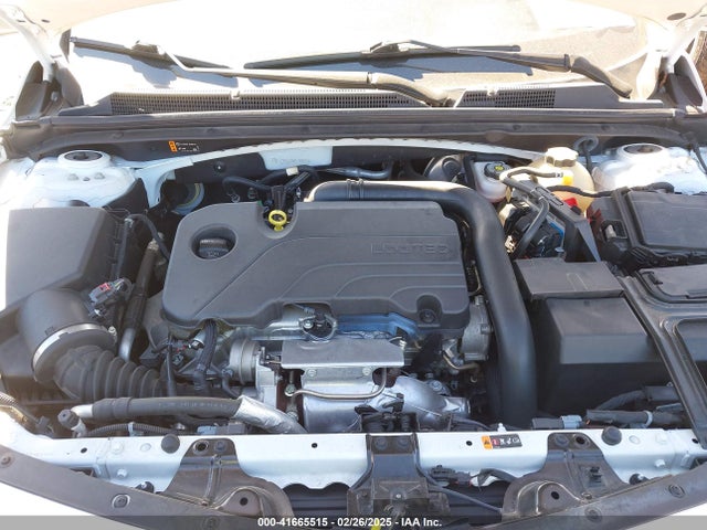 1G1ZD5ST4NF155521 Chevrolet Malibu Fwd Lt