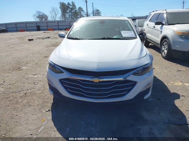 1G1ZD5ST4NF155521 Chevrolet Malibu Fwd Lt