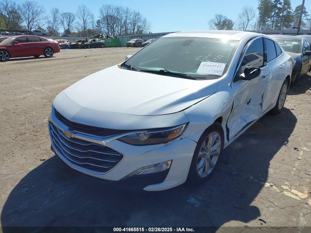1G1ZD5ST4NF155521 Chevrolet Malibu Fwd Lt