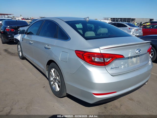 Hyundai SONATA SE 2017 5NPE24AF0HH451034 Image 3