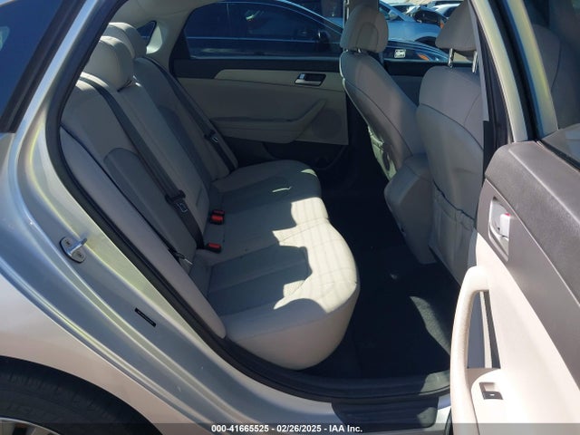 Hyundai SONATA SE 2017 5NPE24AF0HH451034 Image 8