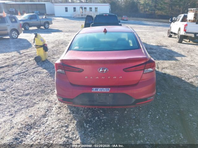 5NPD84LF8KH467559 Hyundai ELANTRA SEL